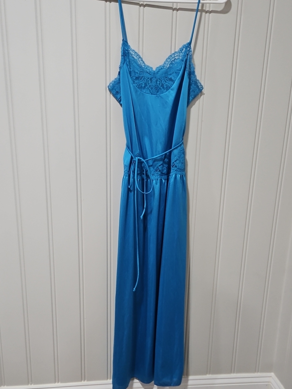 Vintage Shadowline Gown Size Small Blue With Lace